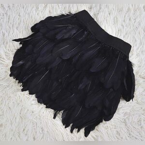 Finesse Feather Skirt black mini zippers  Feather satin waist band Small